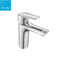 Fashionable Chrome Surface Water Saving Wash Basin Water Tap